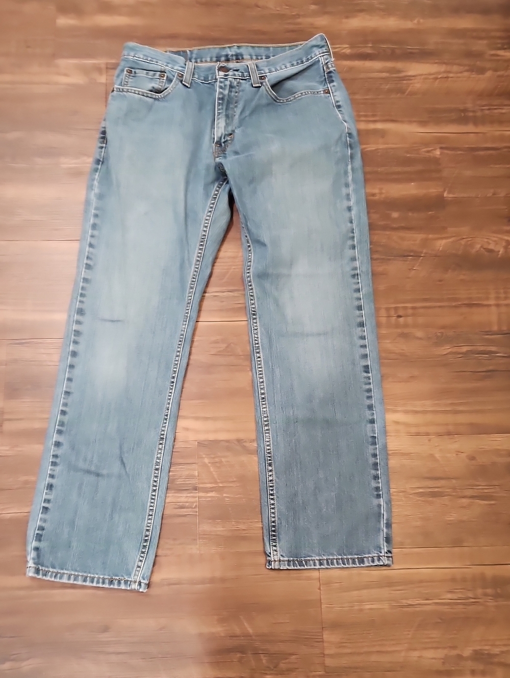 Levi's 559 Men's Straight Jeans in Faded Light Blue